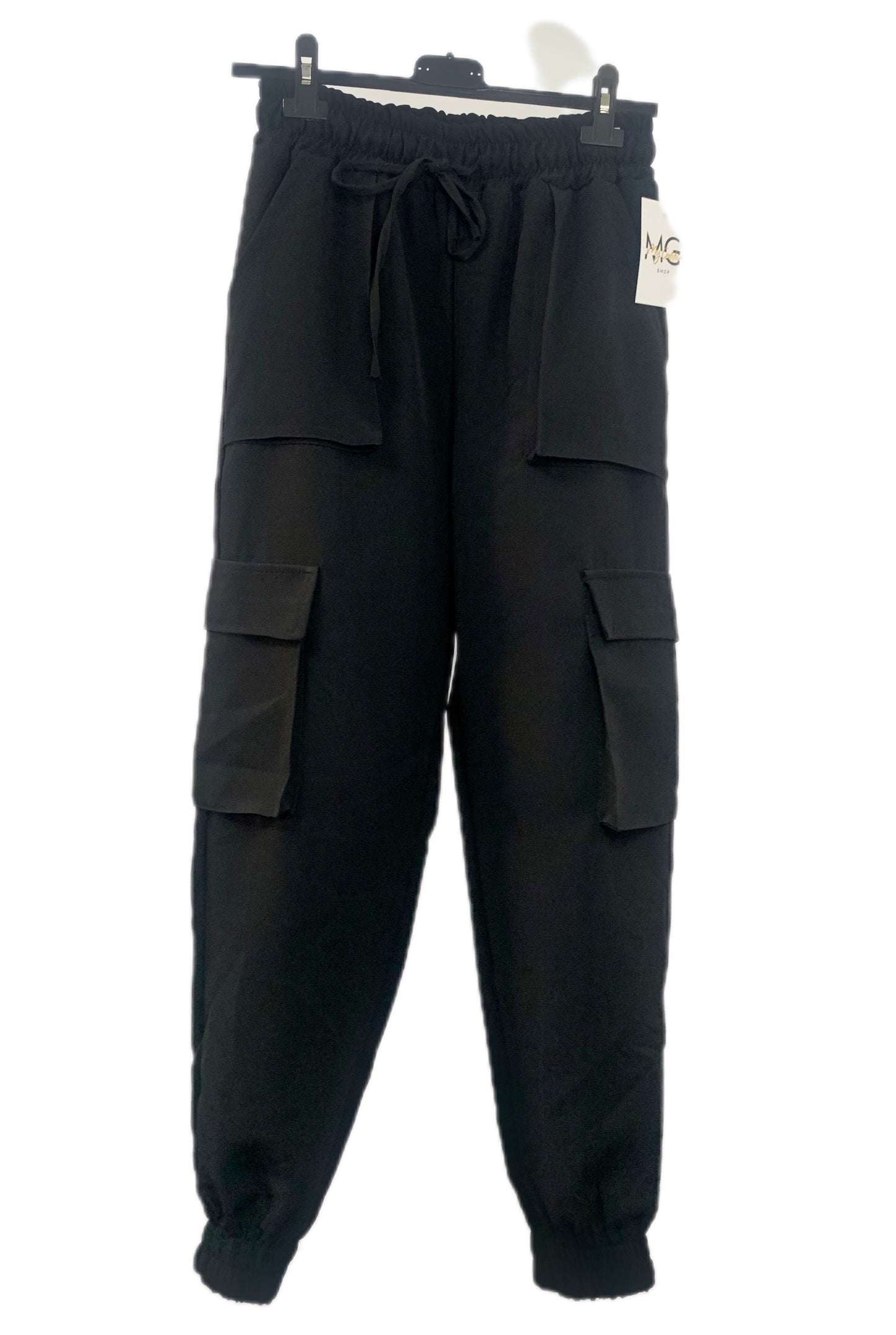 PANTALÓN CARGO NEGRO